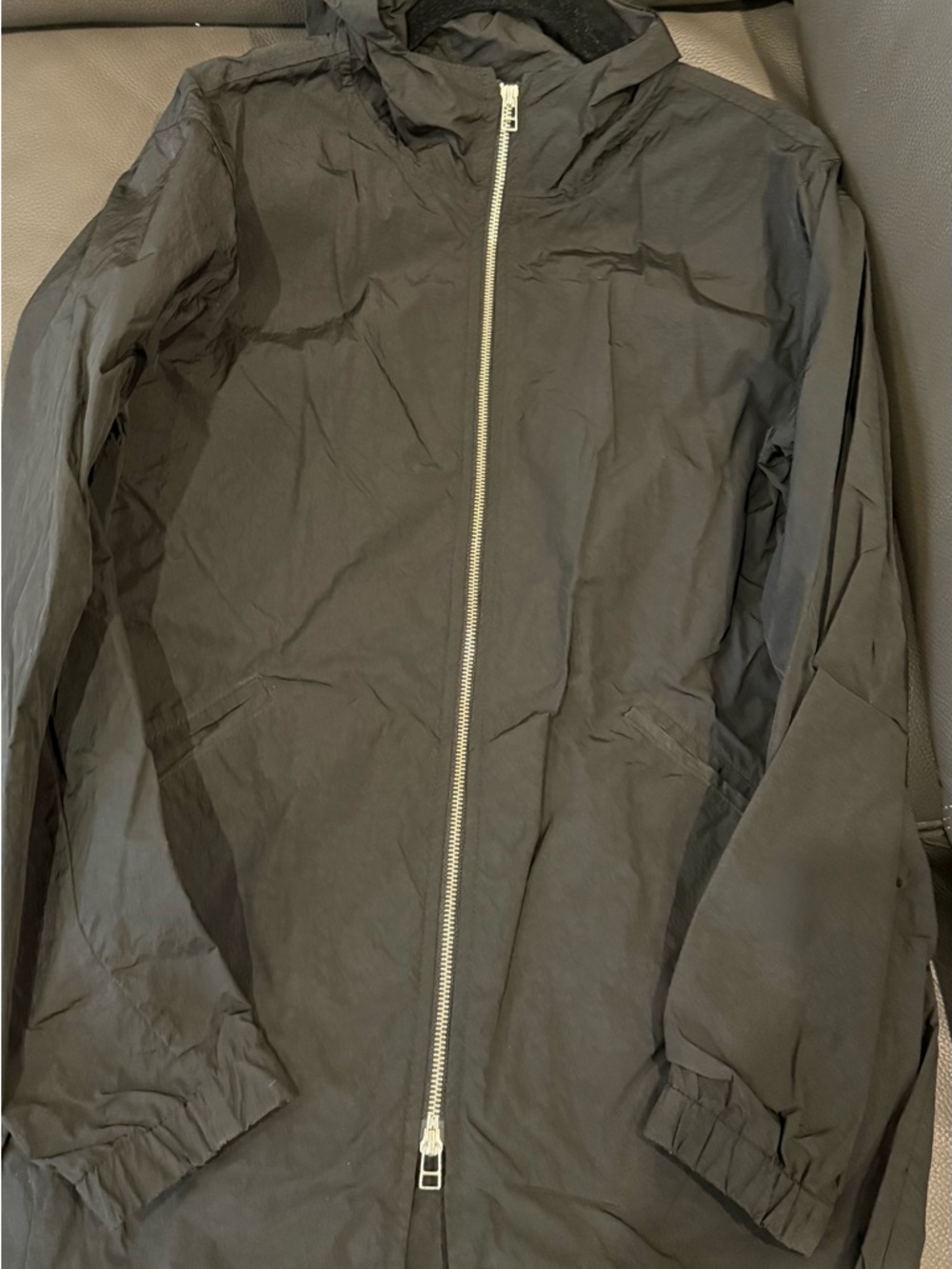 Outclass Men's Black Hooded Lightweight Raincoat